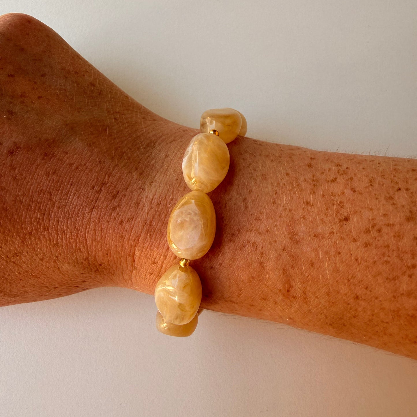 OPALE – Bracelet de perles ovales colorées
